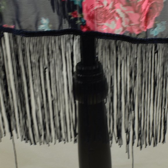 Torrid Floral Print Wrap Blue Floral Shawl OneSize - Picture 7 of 10